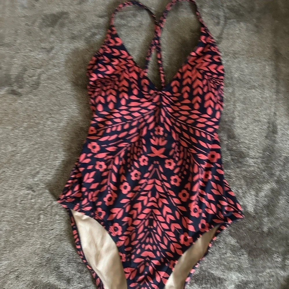 Kona Sol Swimsuit Pink and Black Patterned Size Small